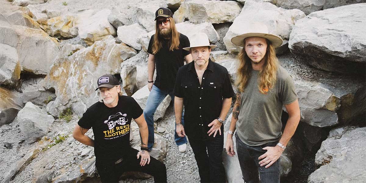 Adam Hood with Special Guest Rye Davis to Perform in Bishop Hill